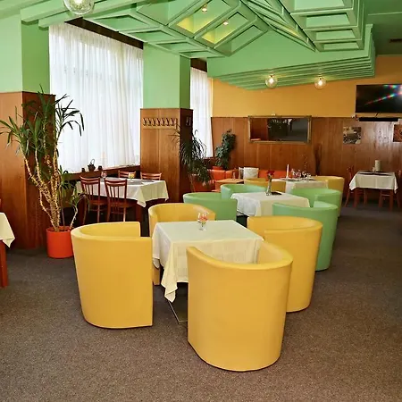 酒店 格兰顺佩尔克酒店